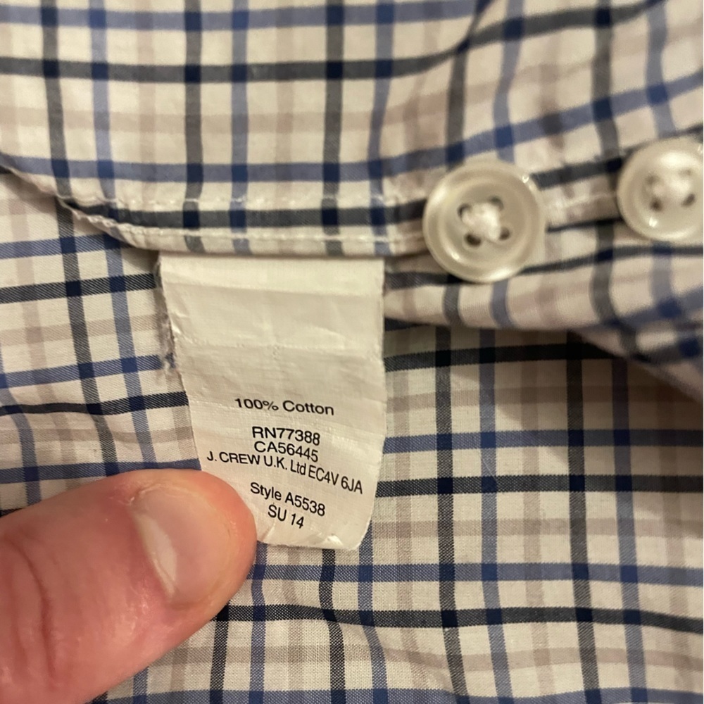 Men’s XS J.Crew Lightweight Cotton Button Down Shirt - Picture 4 of 4
